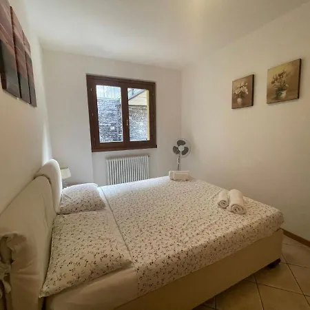 Vista D'oro Ulivo Apt. 9 Apartment Perledo